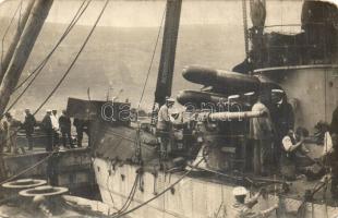 1917 SMS Csepel osztrák-magyar Tátra osztályú romboló javítás alatt a dokkban, az ontrantó-i csata után / K.u.K. Kriegsmarine, SMS Csepel under repair in the dock after the Battle of Otranto. photo (EK)