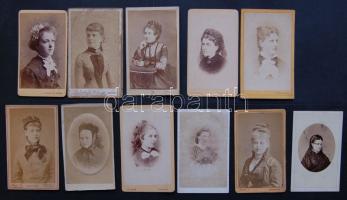 1860-1880 Régi fényképek: Női arc- és mellképek (11db)