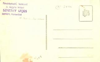 Sopron, gyermekszínház előadása. Szigethy Lajos photo