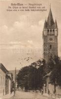 Nagybánya, Baia Mare; Crisan utca, Római katolikus templomtorony / street view with church tower