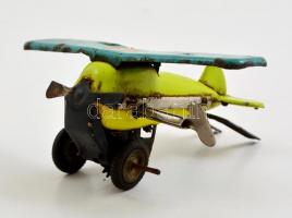 Felhúzós fém játék repülőgép, kulccsal, kicsit rozsdás, 13×10×7 cm