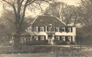 40 db RÉGI főleg külföldi városképes lap, vegyes minőség / 40 pre-1945 mostly European town-view pos...