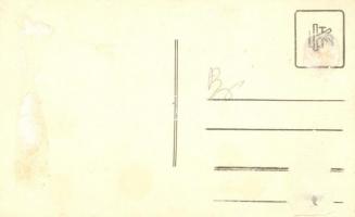 Budapest, Halászhajó a Dunán, háttérben rakpart. photo  (Rb)