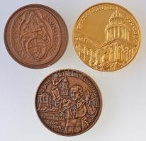 1996. 3db klf vallásos témájú emlékérem, közte "II. János Pál pápa látogatása Pannonhalmán / Pa...