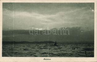 Balatoni vitorlások 15 db régi képeslap