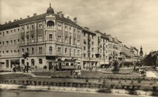 10 db MODERN magyar képeslap villamosokkal / 10 modern Hungarian postcards with trams