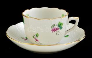 Herendi csipkebogyó mintás mokkás készlet. 4 személyes, kézzel festett, jelzett, hibátlan