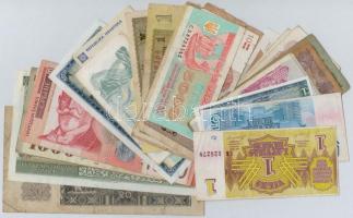 30db-os vegyes papírpénz tétel a világ minden tájáról T:III 30pcs of paper money lot from all around the world C:F