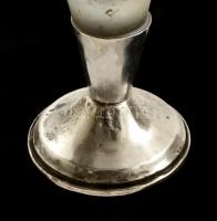 Virágmintás opálüveg váza, ezüst(Ag) talppal, jelzett, hibátlan, m: 23 cm