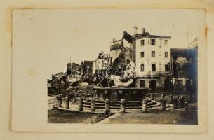 cca 1917-1918 Első világháborús fotóalbum: életképek, harctéri jelenetek, nagyrészt feltehetőleg az ...