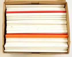 180 db használatlan ácsceruza dobozban