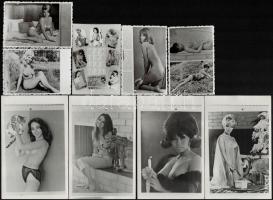 cca 1970-1980 27 db különféle szolidan erotikus fotó, különböző méretben