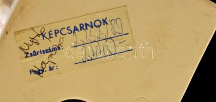 Nyírő Gyula (1924-2005): Napozó akt, jelzett, hibátlan, m: 24,5 cm