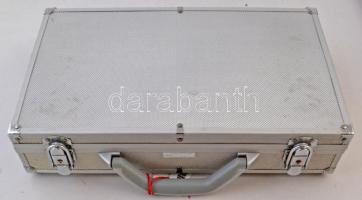 "Leuchtturm" alumínium éremtartó koffer tálcák nélkül, használt, jó állapotban