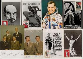cca 1960-1980 25 db űrhajós CM és FDC 5 darabon űrhajósok eredeti aláírásaival / 25 Astronaut CM and...