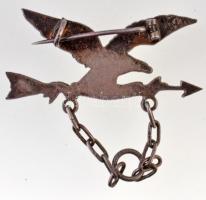 ~1920-1930. Turul madaras fém kitűző sportérmekhez (45x22mm) T:2