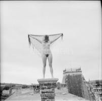 cca 1989 Csapongó fantázia, szolidan erotikus felvételek (a pozitív és negatív felvételek nem összet...