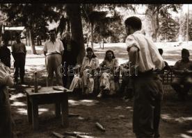 cca 1949 Balatoni üdültetés, képriport, 34 db szabadon felhasználható vintage negatív Kotnyek Antal ...