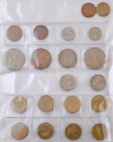 Ausztrália 1921-2009. 32db klf fémpénz albumban T:vegyes
Australia 1921-2009. 32pcs of diff metal c...