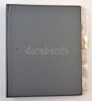 Ausztrália 1921-2009. 32db klf fémpénz albumban T:vegyes
Australia 1921-2009. 32pcs of diff metal c...