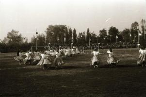 1948 Budapest, katonai sportünnepség, 37 db szabadon felhasználható vintage negatív Kotnyek Antal (1...