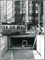 cca 1963 Budapest, Astoria aluljáró építése és a 42-es villamos, vintage fotó, 24x18 cm