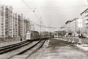 cca 1985 Villamosok Budapesten, 10 db szabadon felhasználható vintage negatív, 24x36 mm