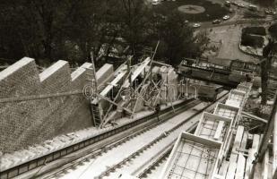 1986 Budapest, a sikló építése, 38 db szabadon felhasználható vintage negatív, 24x36 mm