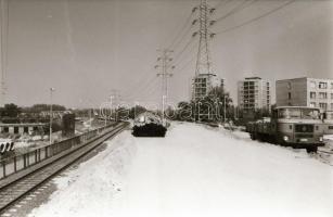1988 Budapest, Újpest állomás és környéke, 25 db szabadon felhasználható vintage negatív, 24x36 mm