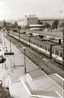 1992 HÉV szerelvények és állomások az Örs vezér tere és Gödöllő vonalon, 38 db szabadon felhasználha...