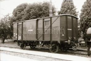 cca 1990 Kis mozdony, 7 db szabadon felhasználható vintage negatív, 24x36 mm