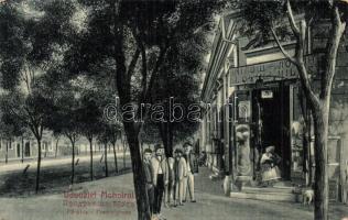Mohol, Mol; Fő utca, Lolin Milos üzlete és saját kiadása. W.L. Bp. 2240. / street view with shop