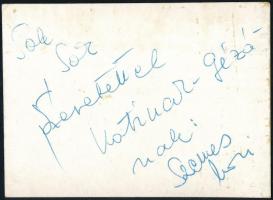 Szemes Mari (1932-1988) színművésznő aláírása az őt ábrázoló fotó hátoldalán