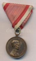 1917. "Károly Bronz Vitézségi Érem" Br kitüntetés mellszalagon. Szign.: Kautsch T:2  Hungary 1917. "Bronze Gallantry Medal" Br decoration with ribbon. Sign.: Kautsch C:XF  NMK 310.