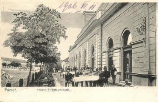 Facset, Facsád, Faget; Magyar Király szálloda a terasszal. Deutsch fényképész fölvétele / hotel with terrace