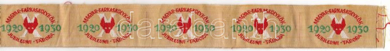 1930-1940. Farkaskölyök 10 textil- és 2 fém jelvény / Wölfling 10 Textilabzeichen + 2 Metalabzeichen