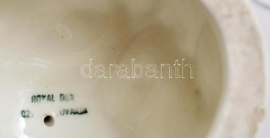 Royal Dux sas, kézzel festett, jelzett, lepattanással, m: 17 cm