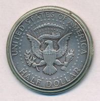 Amerikai Egyesült Államok 1964. 1/2$ Ag "Kennedy" fém keretbe rögzítve T:2-
USA 1964. 1/2...
