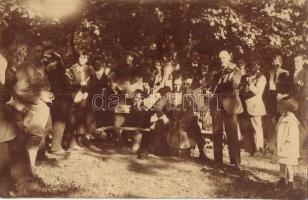 1919 Budapest XI. Kamaraerdő, zenészek csoportképe, zenekar. photo (EK)