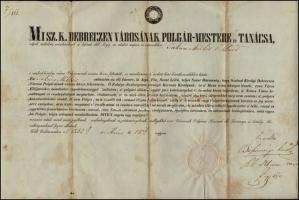 1858 Debrecen szabad királyi város bizonyságlevele mely szerint a város polgárai közé felvetetett. A letett városi eskű szövegével. 50kr szignettával, papírfelzetes viaszpecséttel 45x29 cm