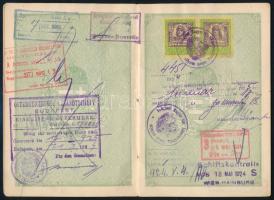 1923 A Magyar Királyság által kiadott fényképes útlevél, okmánybélyeggel, bejegyzésekkel, pecsétekke...