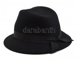 Női filc kalap, d: 18 cm