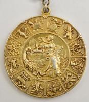 1933 Az I. kerületi Iparoskör elnökének részére készített díszes aranyozott ezüst lánc, hivatalos al...