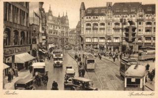 Berlin - 31 db régi képeslap érdekes darabokkal / 31 pre-1945 postcards with some interesting ones