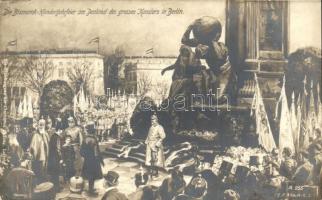 Berlin - 31 db régi képeslap érdekes darabokkal / 31 pre-1945 postcards with some interesting ones