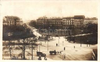 Berlin - 31 db régi képeslap érdekes darabokkal / 31 pre-1945 postcards with some interesting ones