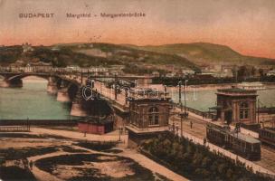 Budapest, Margit híd pesti hídfő, Lukács fürdő a háttérben, villamosok