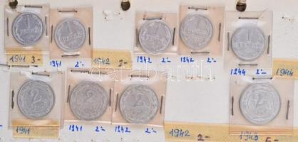 ~100db-os vegyes magyar érme tétel gyűrűs mappa lapjaira rögzítve, közte egy ezüst: 1849NB 6kr Ag T:...