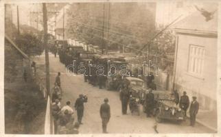 1940 Kézdivásárhely, Targu Secuiesc; bevonulás / entry of the Hungarian troops, trucks, automobiles. photo (fl)