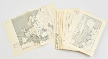 1981 Kulis, B. M.: A második front - térképmellékletek a II. világháborúról, eredeti dobozában, 48 d...